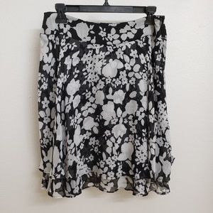 Trulli Black and White Print Skirt Size 6